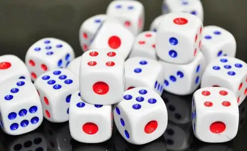 平时不起眼的骰子游戏,竟然贯穿了几千年的桌游历史