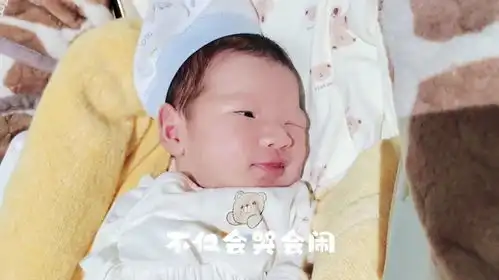 表情丰富的小宝宝配合妈妈做早教操,看他的动作萌到我了