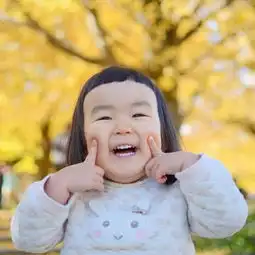 翻白眼翻成了亚洲表情女帝,哈哈哈哈哈哈哈