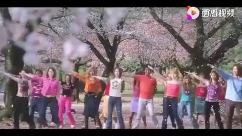 这两个警察笑了六年