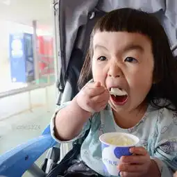 翻白眼翻成了亚洲表情女帝,哈哈哈哈哈哈哈