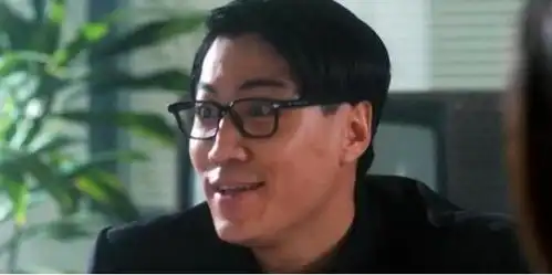 他与梅艳芳同居3年,走红后连周星驰都请不动,如今却没了消息