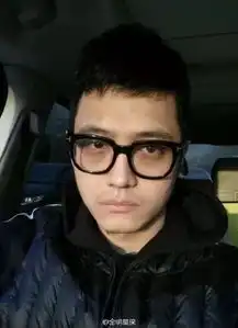 王宝强的这顶绿帽子戴的太冤了看看他的经纪