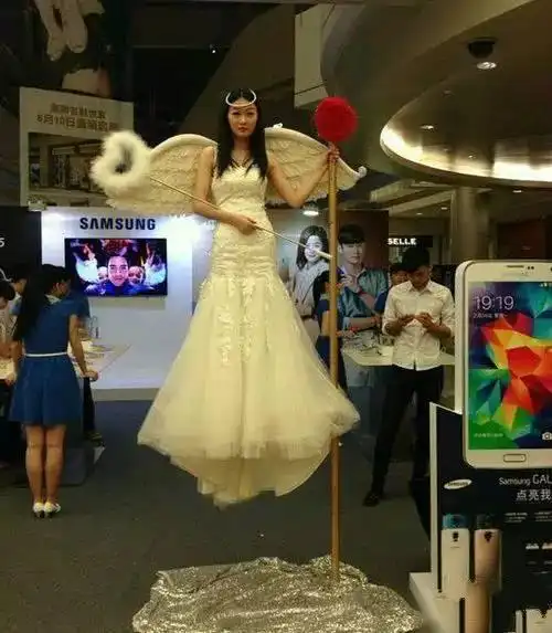 搞笑不就是走路吗我也会啊